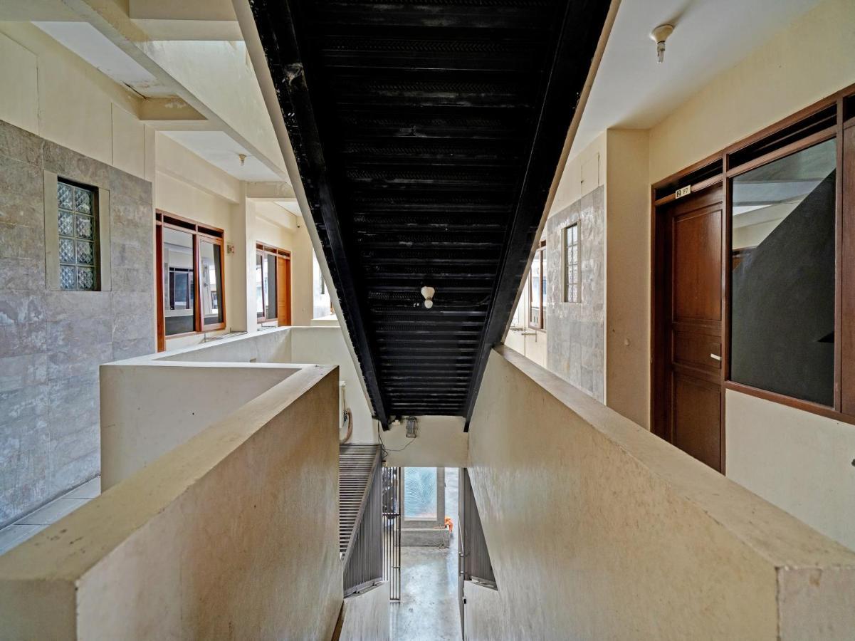 Oyo 1699 Verona Residence Bandung Zewnętrze zdjęcie