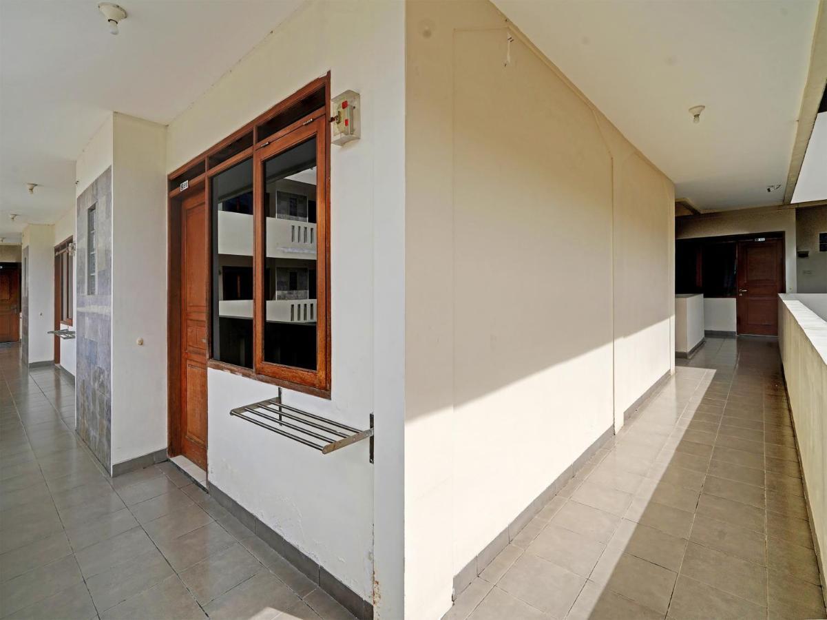 Oyo 1699 Verona Residence Bandung Zewnętrze zdjęcie