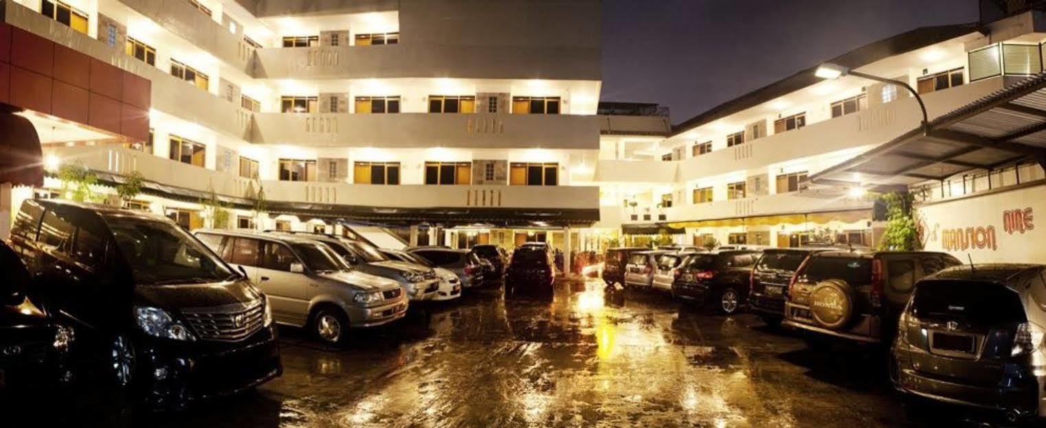 Oyo 1699 Verona Residence Bandung Zewnętrze zdjęcie
